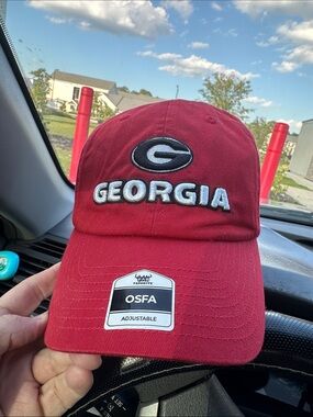 NWT- Georgia Bulldogs Red Adjustable Baseball Cap with Embroidered Logo